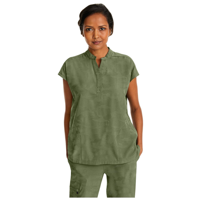 olive - Journey Camo Top