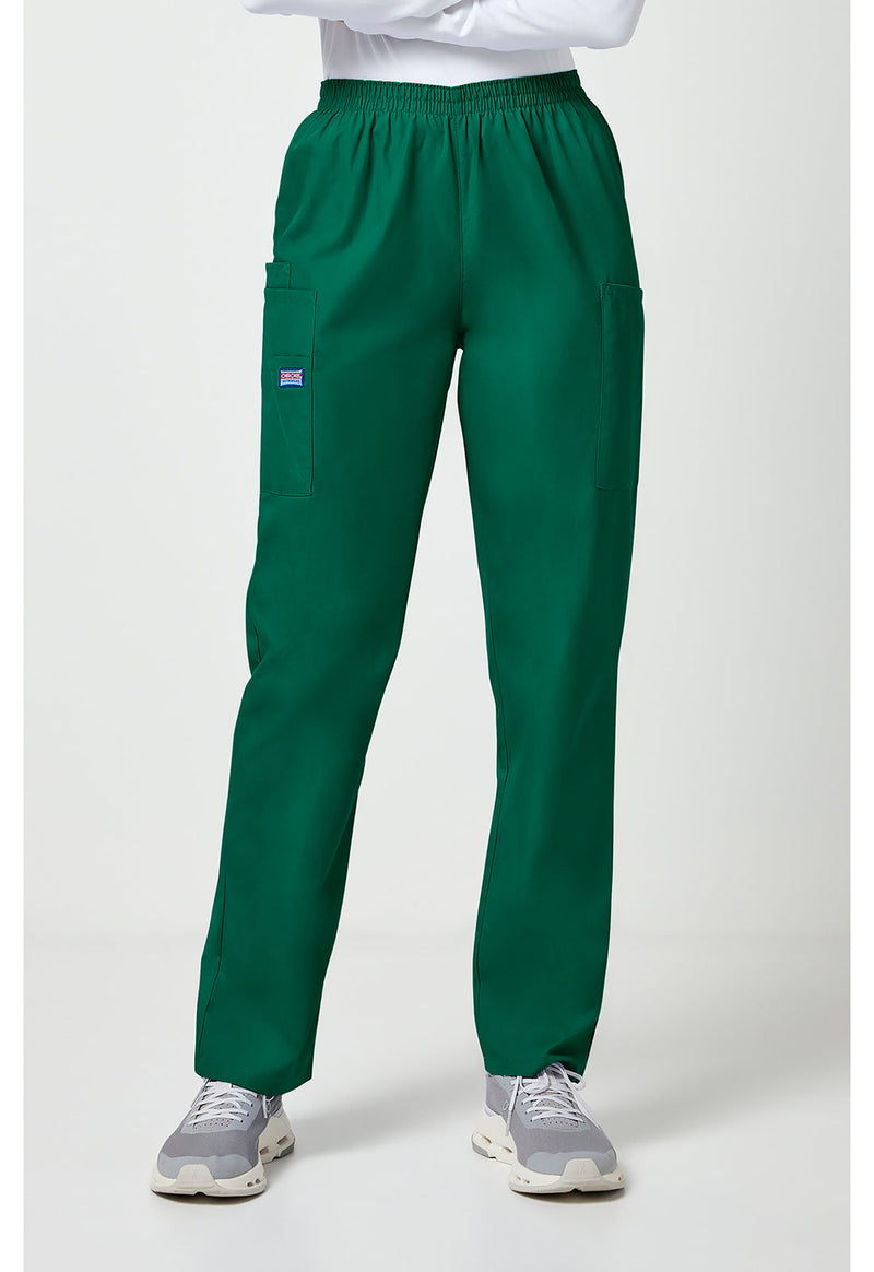 Hunter Green - Women's Natural Rise Tapered Pull-On Cargo Scrub Pants