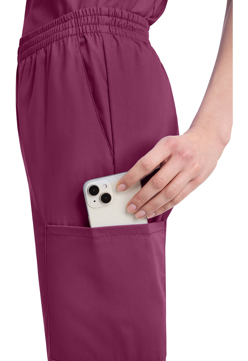 Wine - Women's Natural Rise Tapered Leg Pull-On Scrub Pants – Petite (View 3)