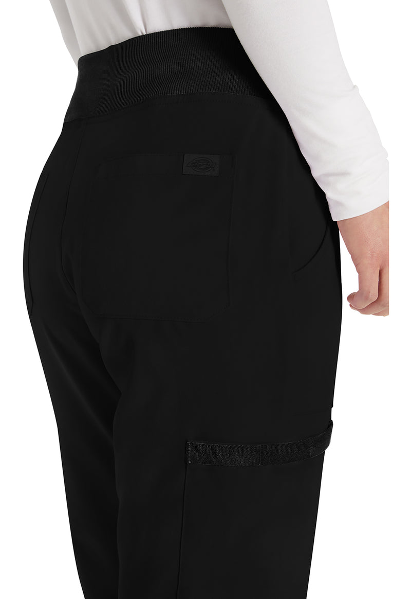 Black - Women's Natural Rise Tapered Leg Pull-On Scrub Pants – Tall (View 4)