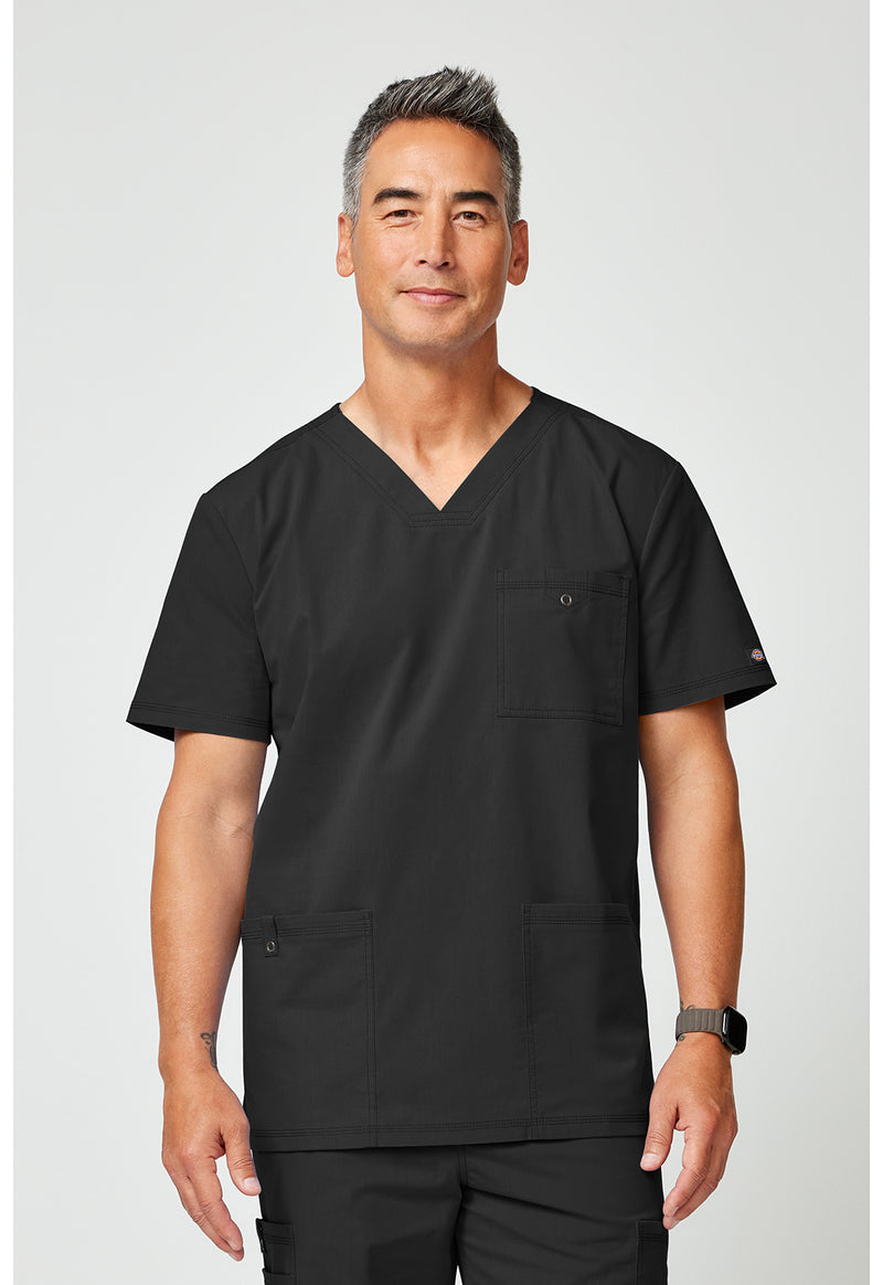 Black - Men's V-Neck Top