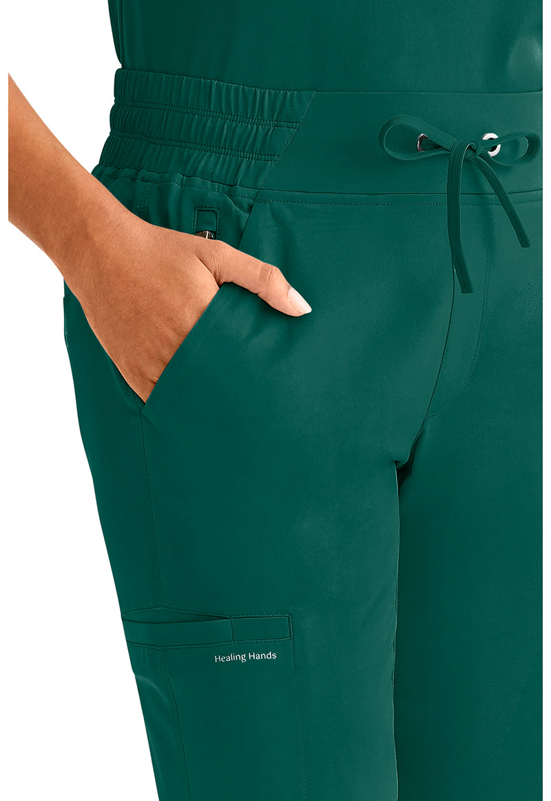 Hunter - Women's Rhea Jogger Scrub Pants – Petite (View 2)