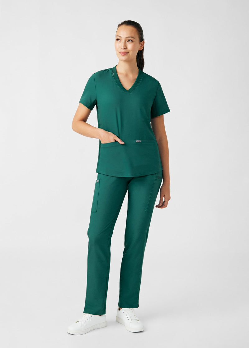 Hunter - Landau Forward Women's 3 Pocket V-Neck Rib-Knit Scrub Top for Nursing