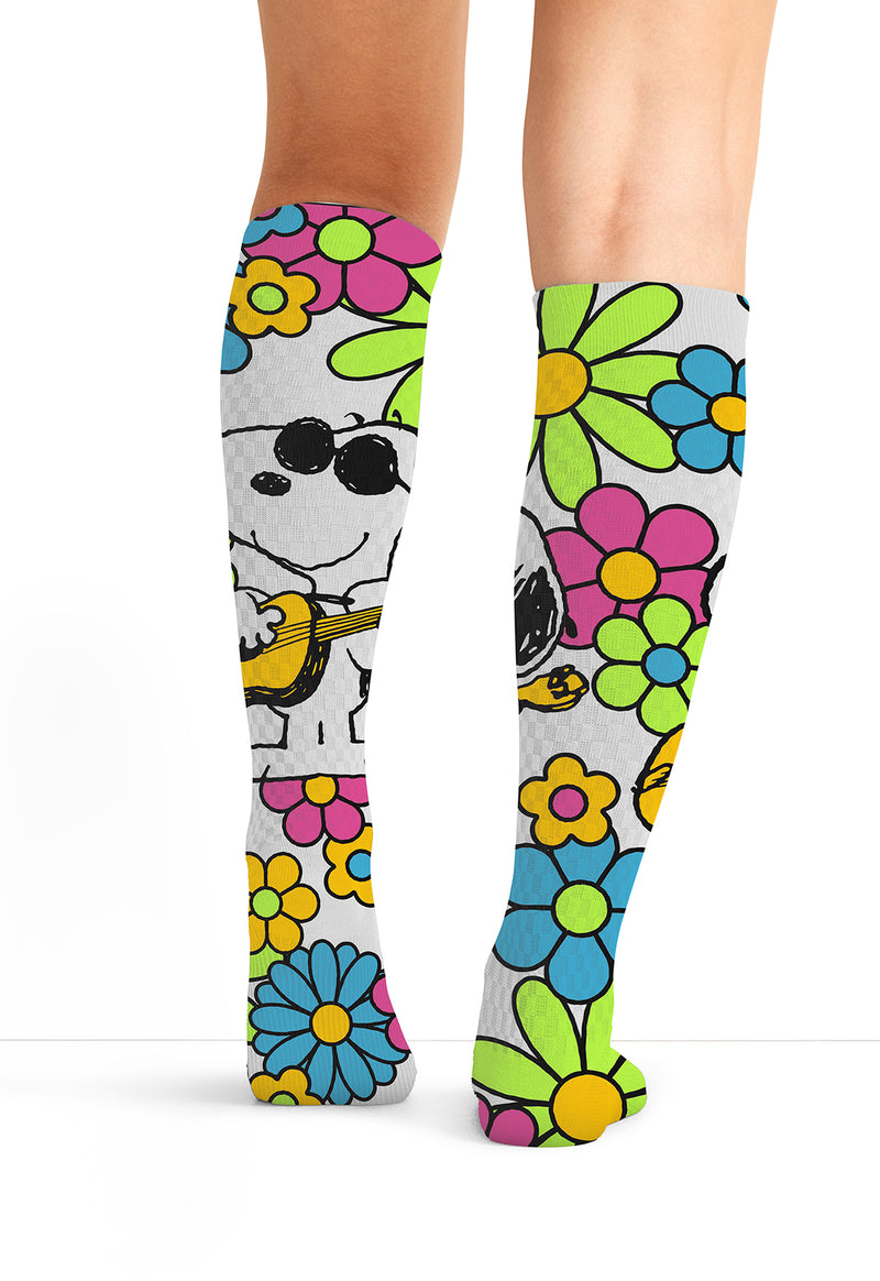 Snoopy Grooves - Women's 10-15mmHg Compression Socks (Back)