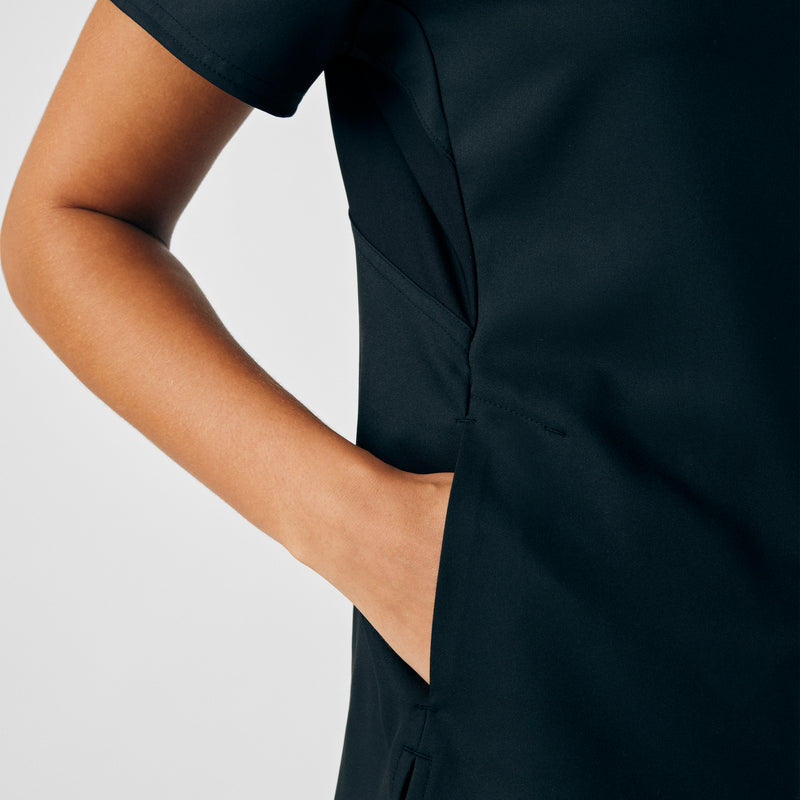 BLACK - Image 5