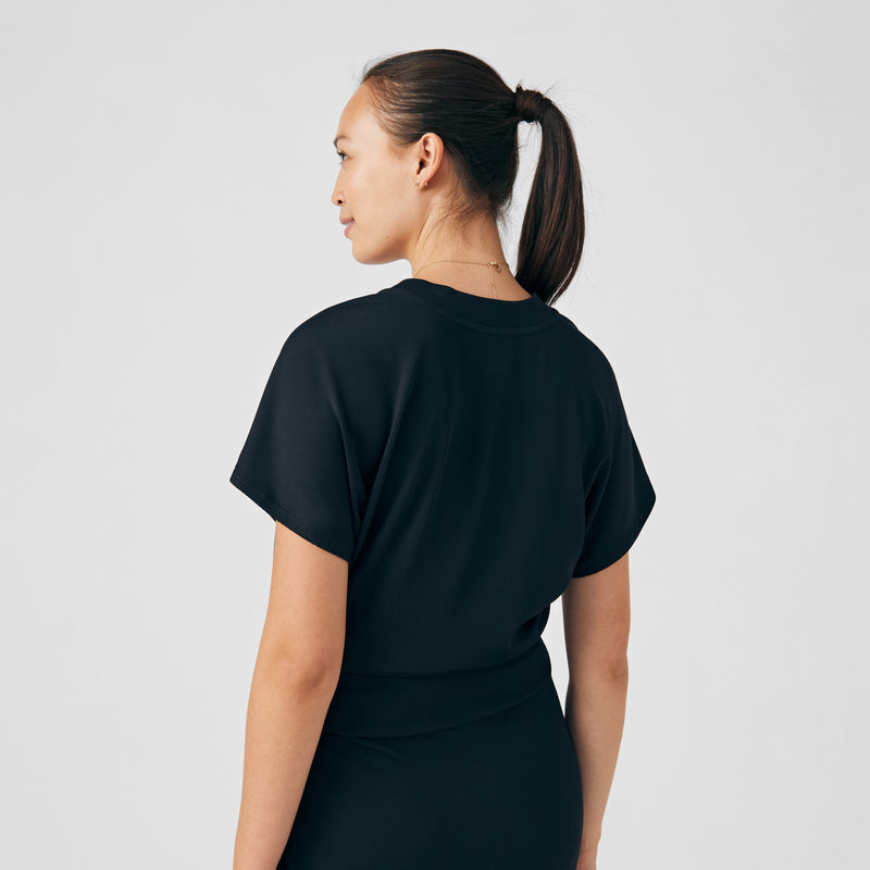 BLACK - Image 2