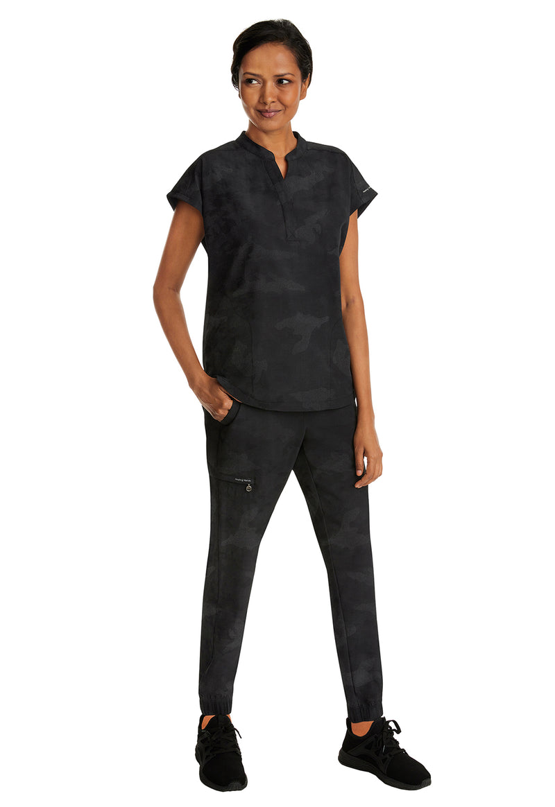 BLACK - Women's Tate Jogger Camo Scrub Pants (View 3)