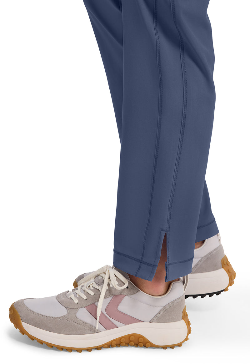 Navy - Women's Mid Rise Tapered Leg Pull-on Scrub Pants (View 3)