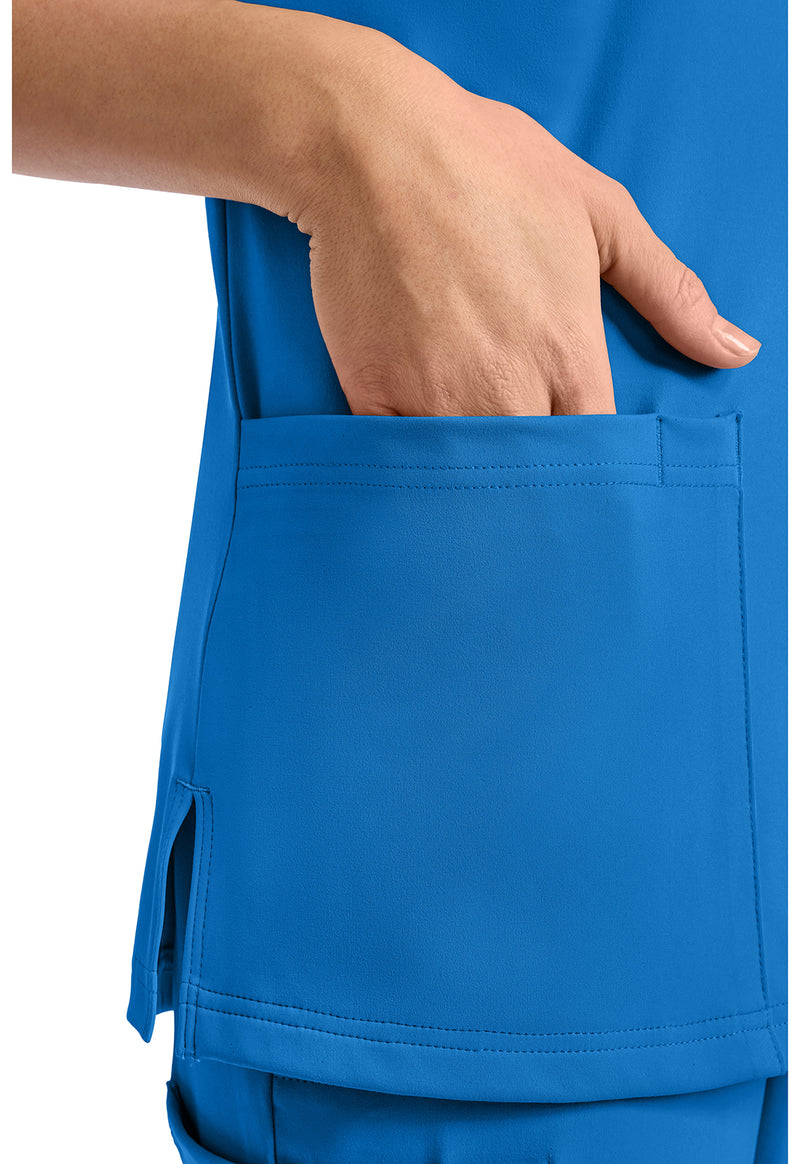 True blue - Women's 2-Pocket V-Neck Scrub Top (View 3)
