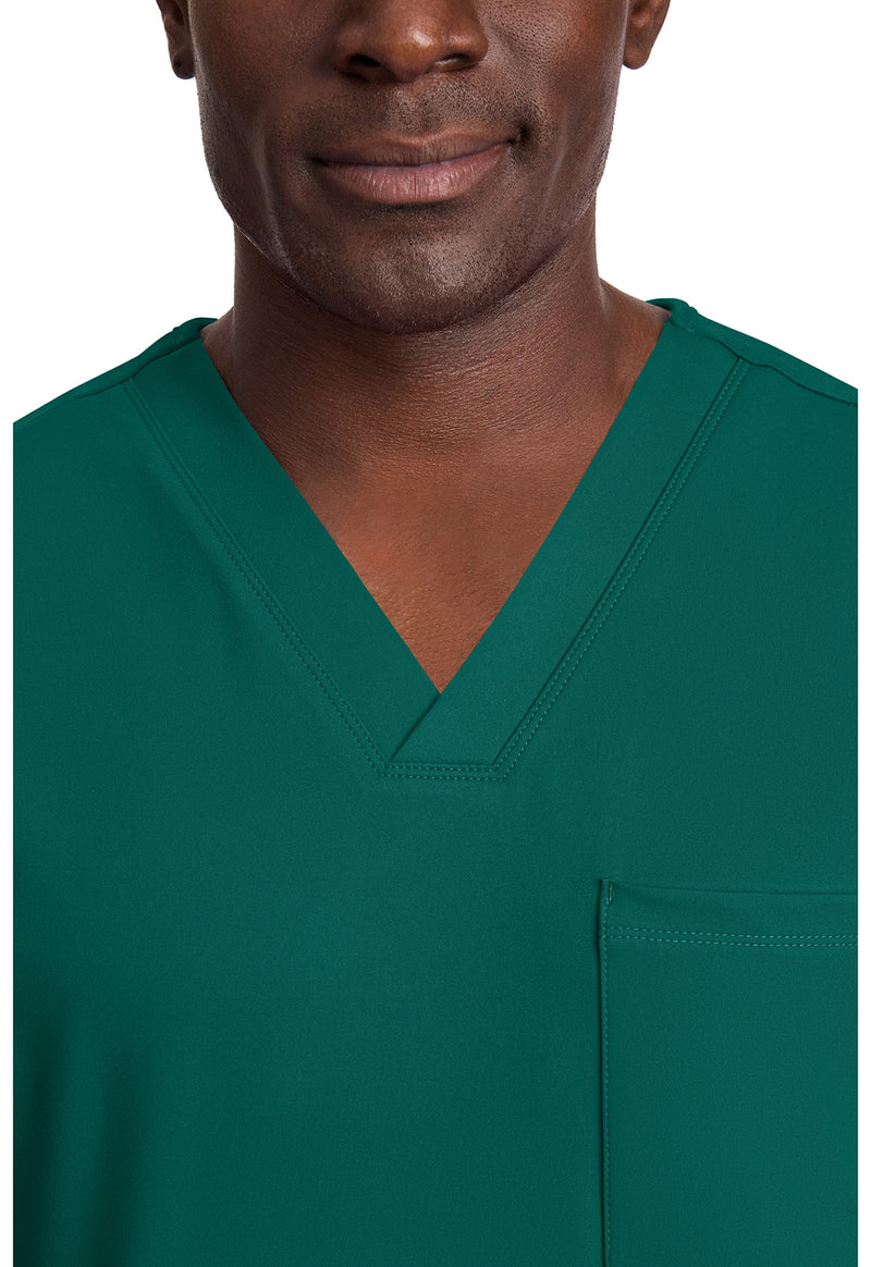 HUNTER - Men's 1-Pocket Tuck-In Scrub Top (View 2)
