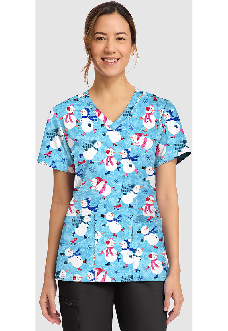 WINTER WONDERLAND - Women's Print V-Neck Top