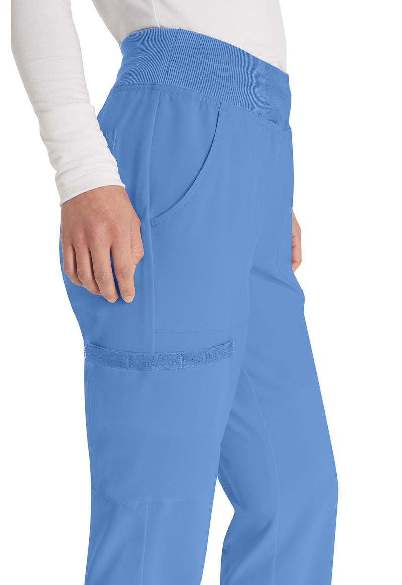 Ciel - Women's Natural Rise Tapered Leg Pull-On Scrub Pants – Regular (View 3)