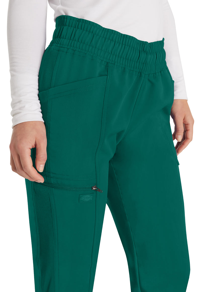 Hunter Green - Women's Mid Rise Jogger Scrub Pants (View 3)
