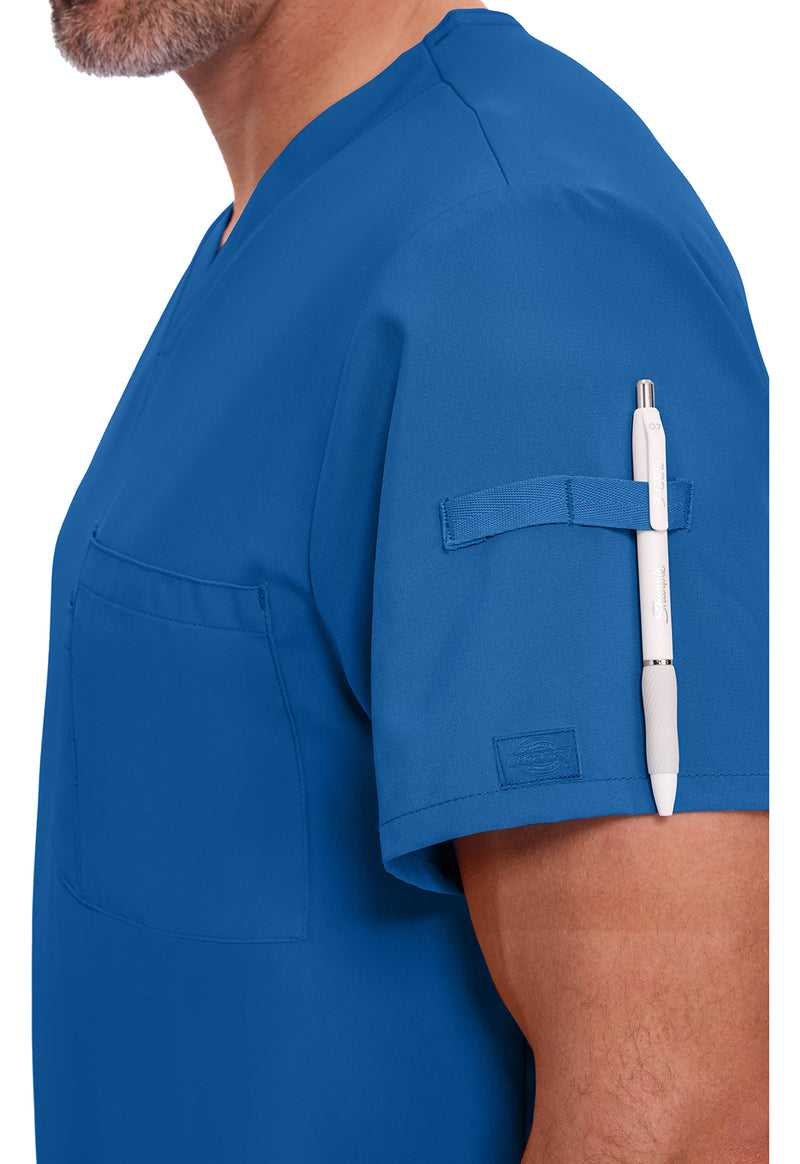 Royal - Men's Tuckable V-Neck Scrub Top (View 3)