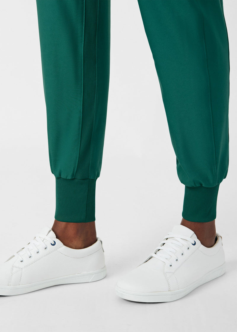 Hunter - Landau Forward Women's 7 Pocket Cargo Jogger Scrub Pant for Nursing