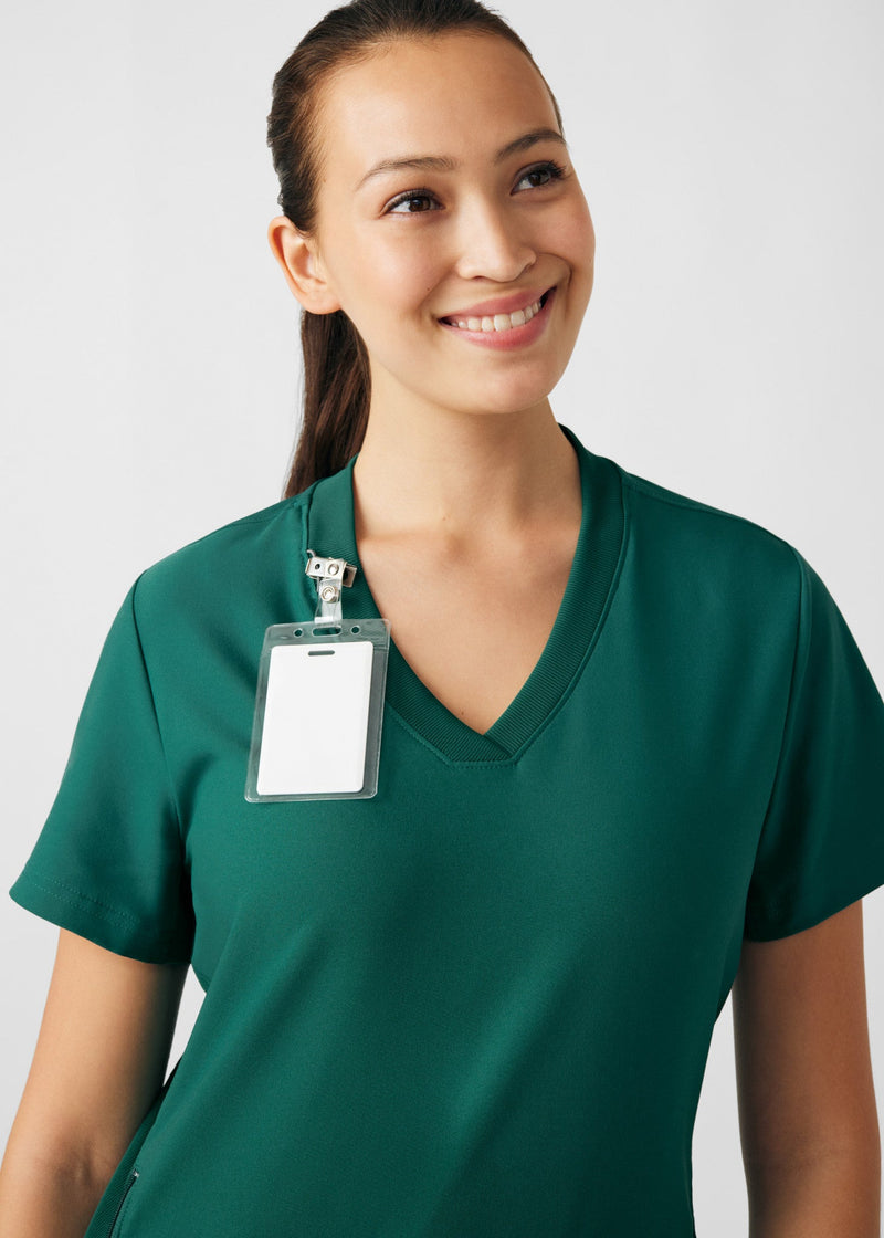 Hunter - Landau Forward Women's 3 Pocket V-Neck Rib-Knit Scrub Top for Nursing