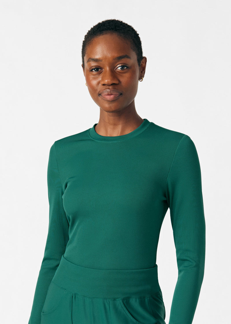 Hunter - Landau Forward Women's 1 Pocket Long Sleeve Crew Neck Underscrub Tee for Nursing