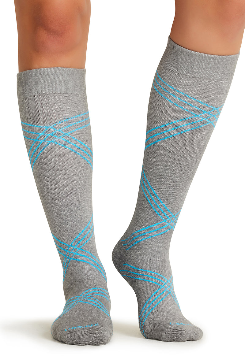 Twisted Turquoise - Knee High 15-20 mmHg Compression Socks