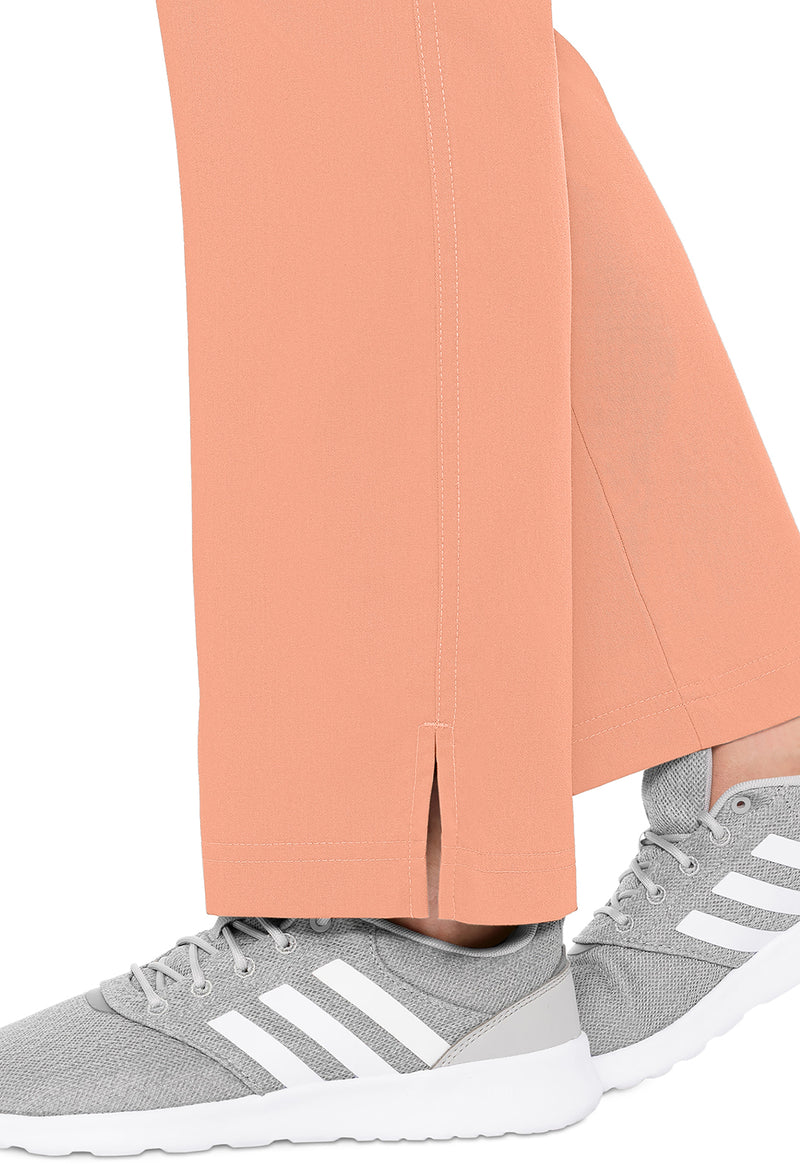Apricot Sorbet - Women's Yoga 2 Cargo Pocket Scrub Pants – Regular (View 2)