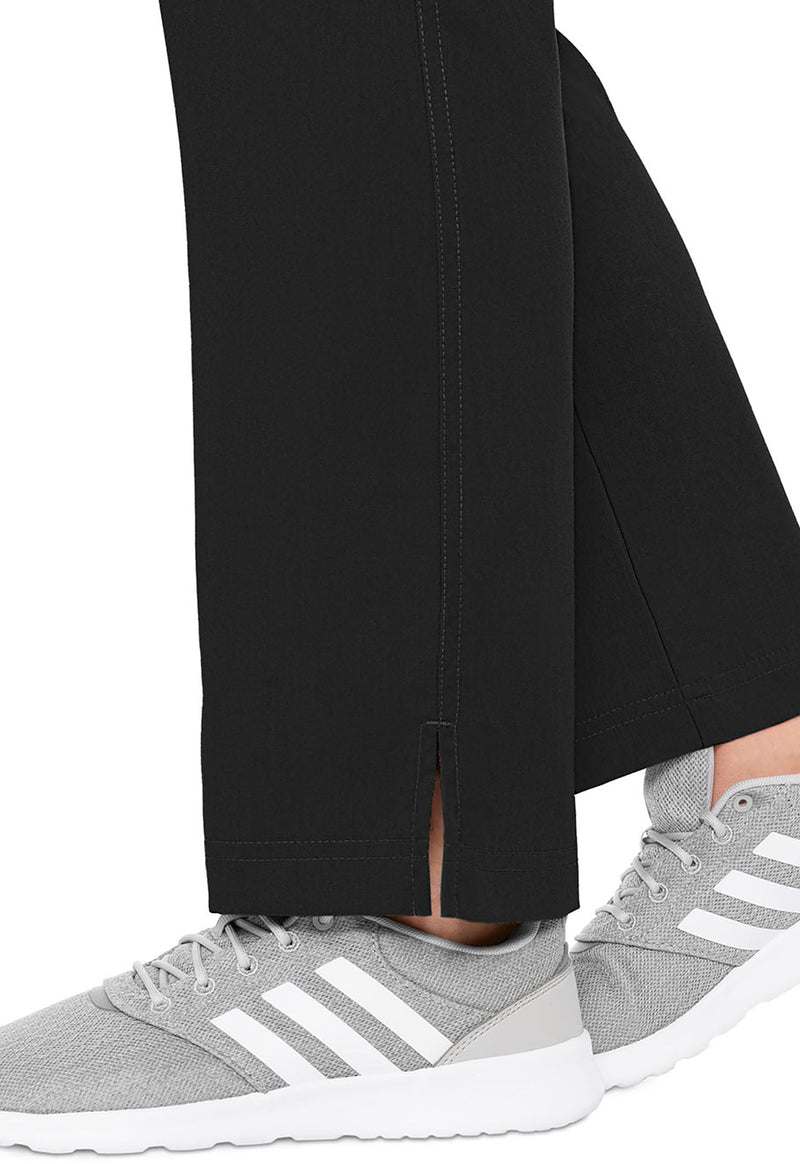 Black - Women's Yoga 2 Cargo Pocket Scrub Pants – Regular (View 2)