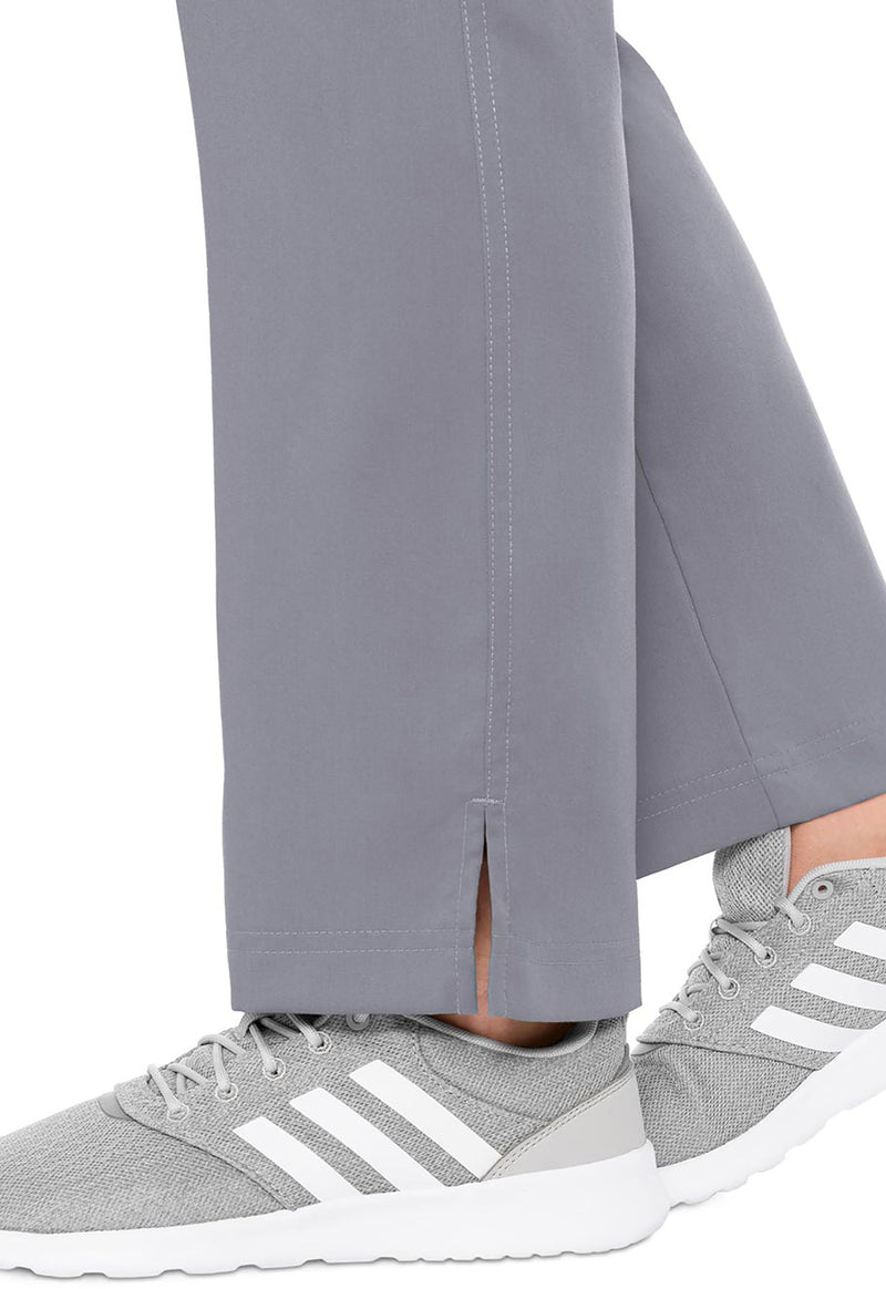 Cloud - Women's Yoga 2 Cargo Pocket Scrub Pants – Regular (View 2)