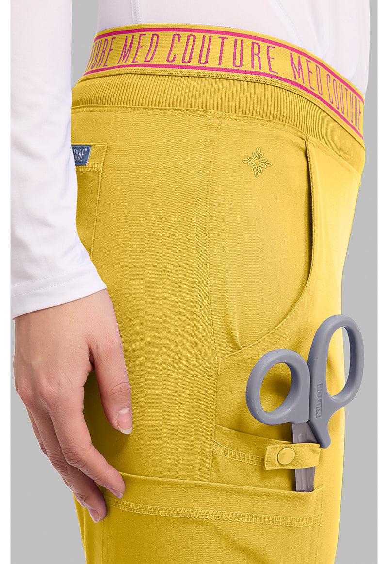 Midsummer Gold - Women's Yoga 2 Cargo Pocket Scrub Pants – Regular (View 2)