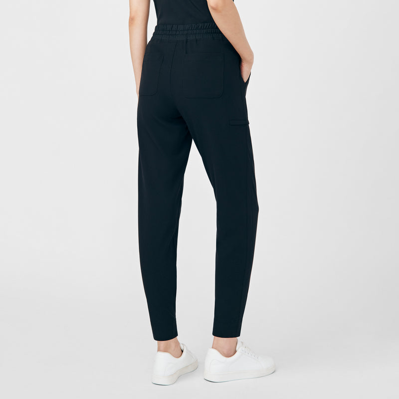 BLACK - Image 2