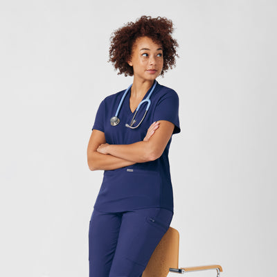 Women's 3 Pocket Forward Scrub Top