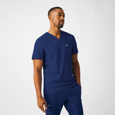 Men's 4 Pocket Forward Scrub Top